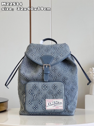 No.55907  M22534  32*40*19cm  Montsouris backpack. Monogram pattern denim,