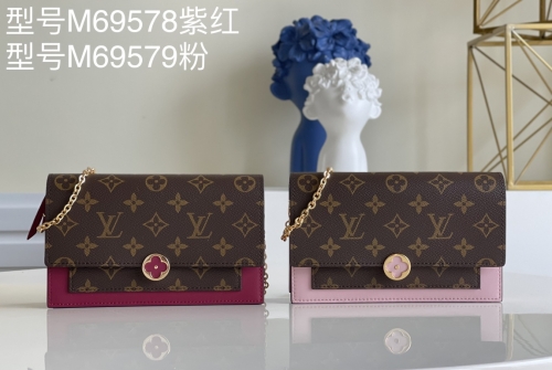 No.55908   m69578   m69579  m67404  17.5*11.5*3.5cm Flore chain wallet. Splicing Monogram Canvas and Calf Leather