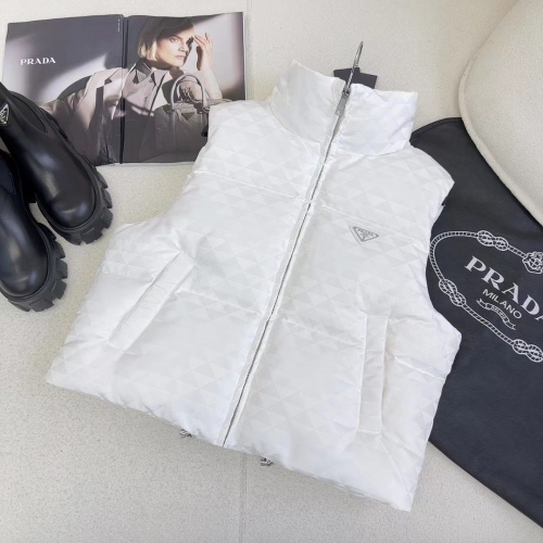 No.91065   PRADA 23ss - Autumn/Winter New Triangle Dark Pattern Standing Neck Short Down Vest, 90% White Goose Down Sizes S-M-L