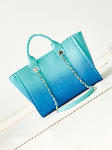 No. 55931   AS3257  32cm  23B The latest beach bag. Calfskin Phantom Blue