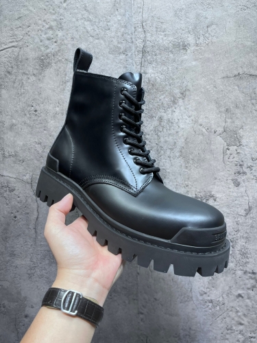 No.64283  Balenciaga STRIKE thick soled Derby lace up boots. Casual big toe shoes.Imported open edge bead   Size 38-46