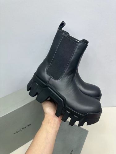 No.64285  Balenciaga 21FW bulldozer low cut derby bulldozer black logo round toe derby shoes. Size 39-46