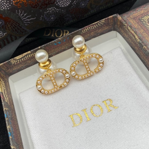No.91194  DIOR pearl earrings