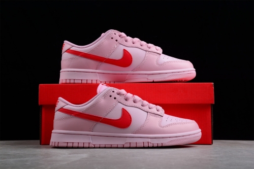 No.64342  Nike Dunk Low “Triple Pink”  size 35-40