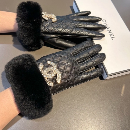 No.91243  Chanel lazy rabbit fur sheepskin gloves Size M-L