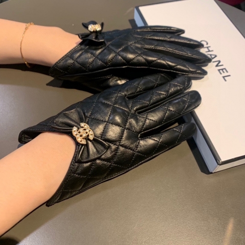 No.91244    Chanel sheepskin gloves Size M-L