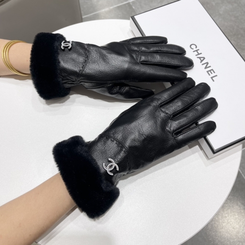 No.91248   Chanel Double C Lazy Rabbit Hair Sheepskin Gloves Size M-L