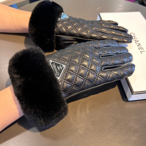 No.91239   Chanel lazy rabbit fur sheepskin gloves Size M-L