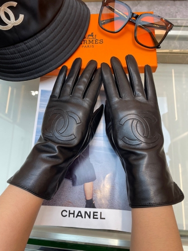 No.91233   Chanel sheepskin gloves Size M-L