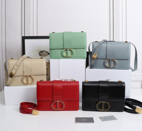 No.56095 669570 24 x 17 x 8 cm D6712 Montaigne bag