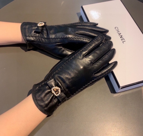 No.91269  Chanel Sheepskin gloves Size M-L