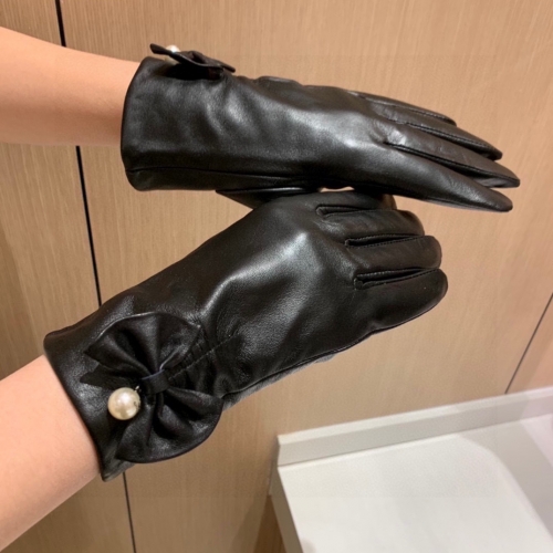 No.91268  Chanel Sheepskin gloves Size M-L