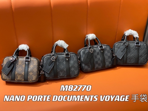 No.56141 Nano Porte Documents Voyage M82770 20 x 13 x 5.5cm