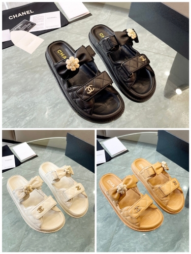 No.64521   Chanel Beach Slippers Size: 35-42