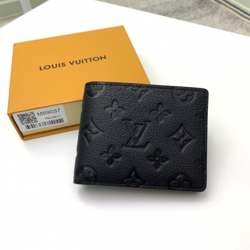 No.50531  M69075 11.0 x 8.5 x 2.0 cm Taurillon short wallet