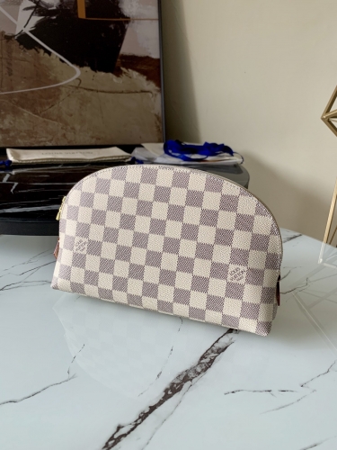 No.56640     M47353   N47353    22*6*15cm  Makeup bag Monogram canvas