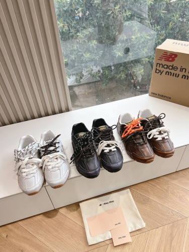 No.64726   Miu Miu x New Balance Dad's shoes New Balance 530 Original custom painted cowhide+original inner lining Size: 35-45