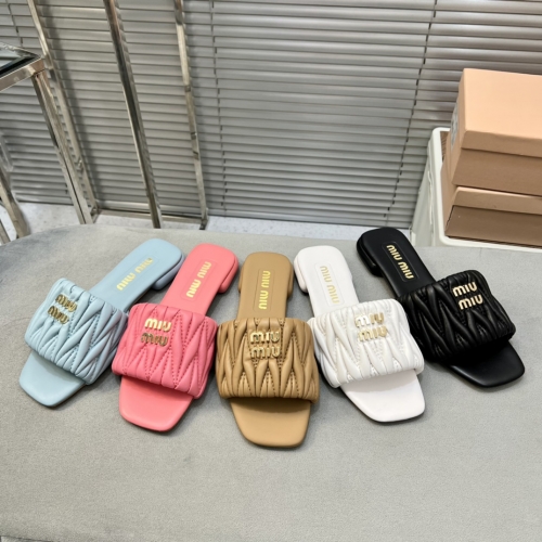 No.64777   Miumiu Flat sheepskin sandals Lingge lambskin Size: 35-41