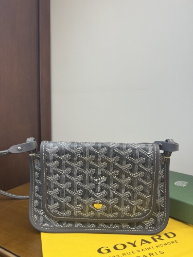 No.50765 Goyard Plumet 20.5 x 14 x 2.5cm 801048