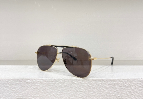 No.50776 TOM Ford MODEL：TF1018 SIZE：60-11-145