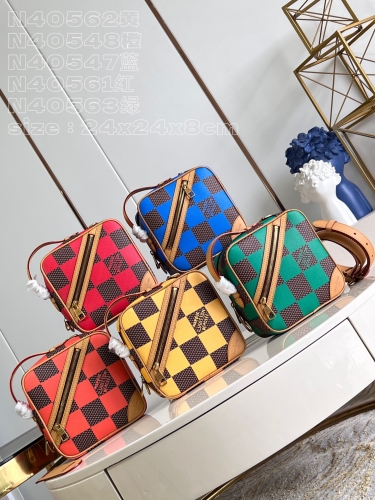 No.50841 Damier Pop Chess 24 x 24 x 8cm N40562 yellow, N40548 orange, N40547 blue, N40561 red , N40563 green