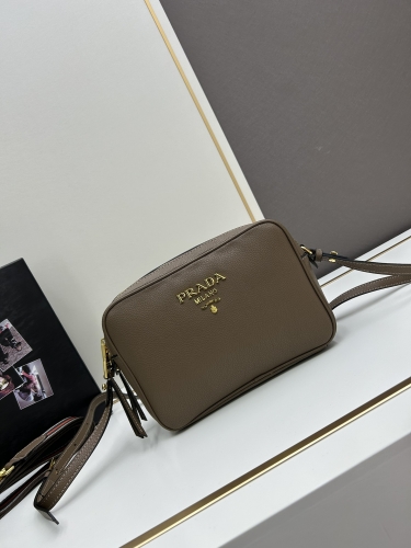 No.56918   2089    23*16*10cm   New Fashion Crossbody Bag Original imported cowhide material