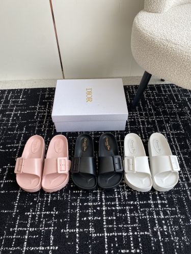 No.64881   Dior 24ss new beach slippers Matte surface foot pads Size：35-40