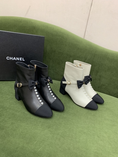 No.64906    Chanel Pearl bow short boots Top of the line mixed sheepskin upper Size 35-39