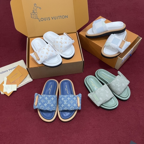 No.64928    LV    Down slippers Filled with 90% white duck down inside Size: 35-45