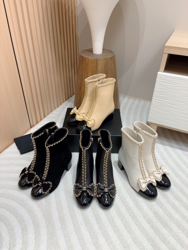 No.64980   Chanel Chain bow, thick heel, short boots Imported sheepskin shoe upper 5cm 35-41