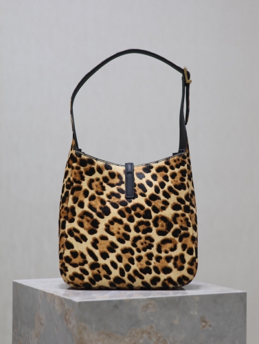 No.57123    713938    23*22*8.5cm   Leopard print style - LE 5A7 armpit bag Leopard print with interior cowhide