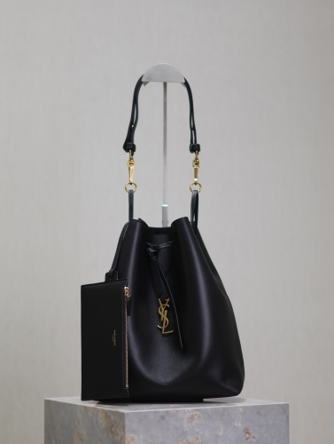 No.57115     804302    26*30*13cm   Bucket bag Imported lambskin drawstring paired with iconic logo