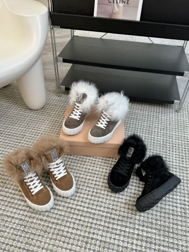 No.65009    MIUMIU  American retro style casual fur shoes Cow suede material 35-40