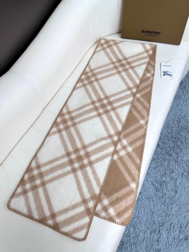 No.58689 Burberry 182x30cm