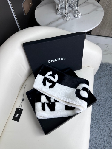 No.91531     2024.9.22   Chanel scarf The combination of imported artificial fur and cashmere 20*120cm