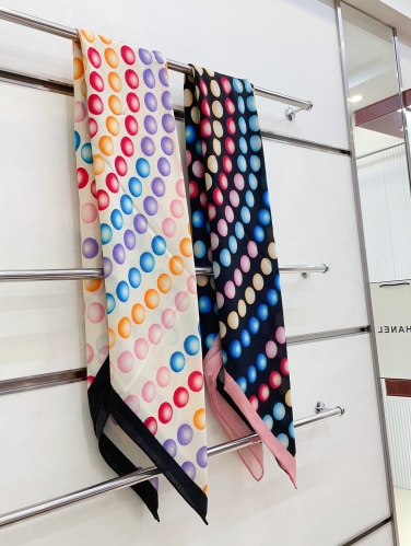 No.91585     2024.9.22   Chanel Circle color blocked cashmere square scarf 140*140cm