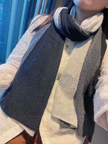 No.91591     2024.9.22    Chanel Knitted cashmere scarf 70*195cm