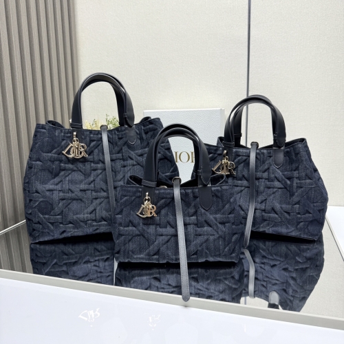 No.57427   2822    23*15*15cm     2821   28.5*21.5*17cm    2820    37*27*19cm   Dior Toujours handbag "Denim pressed rattan grid"