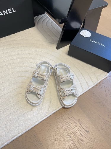 No.65220    Chanel Velcro sandals Imported fabric, sheepskin lining for foot pads, original hardware buckle Size:35-39 2025/3