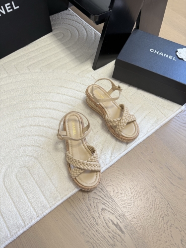 No.65219     Chanel Double C woven chain sandals Knitted shoe upper with original sheepskin outsole inside Size:35-39 2025/3