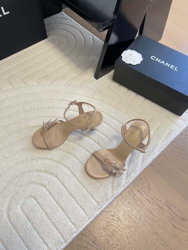 No.65223   Chanel  Vintage vintage series large standard sandals Customized shoe upper with sheepskin foot pads Size:35-39 2025/3