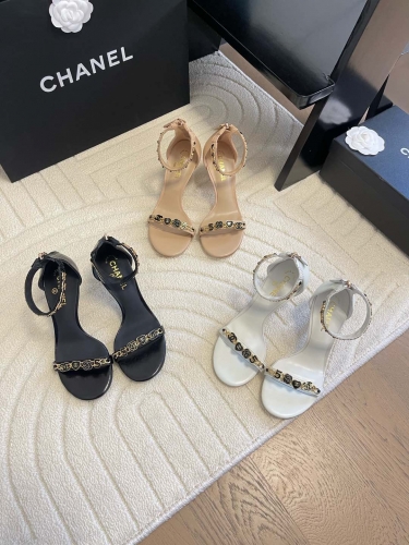 No.65222    Chanel  Vintage vintage series large standard sandals Customized shoe upper with sheepskin foot pads Size:35-39 2025/3