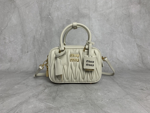 No.59259 5bb123 MIUMIU new too etty 19*13*6cm Bowling Handbag