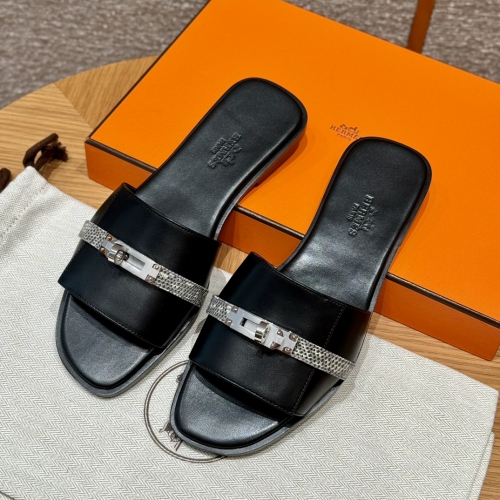 No.65393    Hermes  183Kelly sandals/Giulia Calfskin paired with lizard strap Dermal outsole size：34-41
