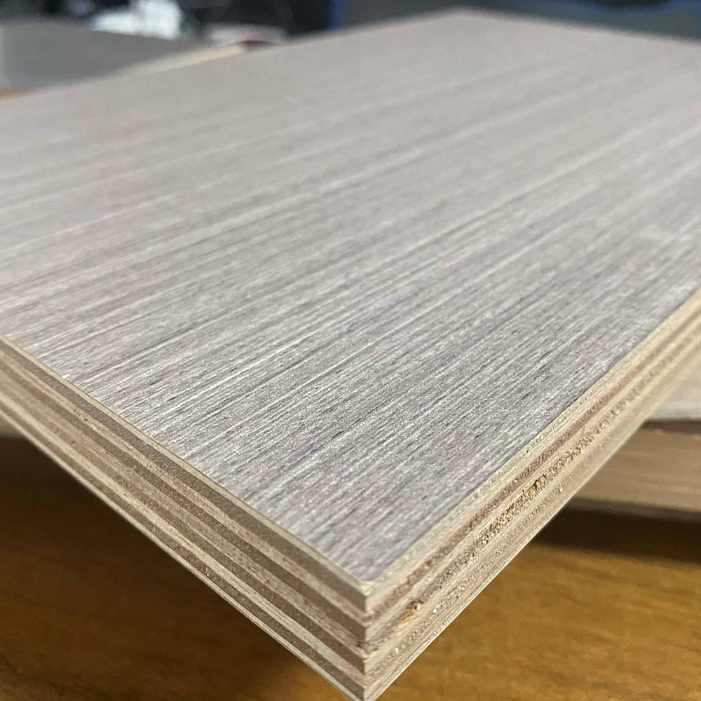 PLYWOOD