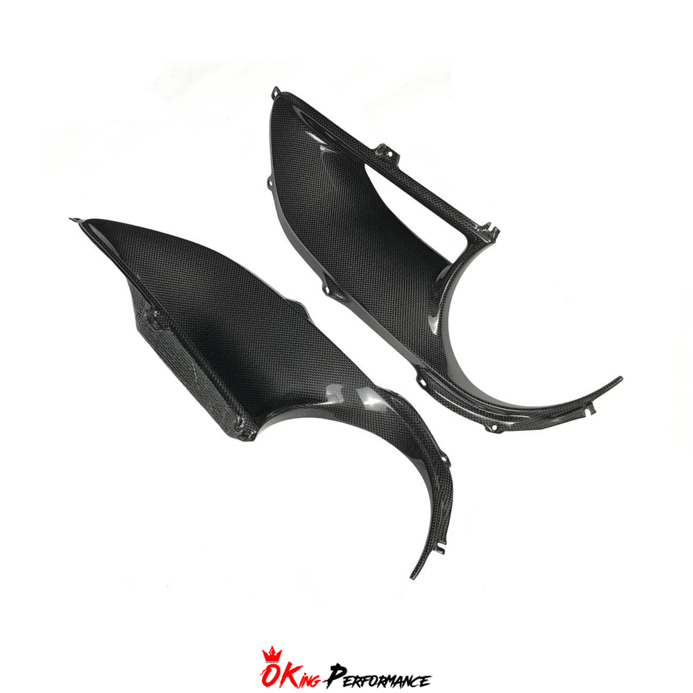 Novitec Style Dry Carbon Fiber Rear Light Cover (Replacement) For Ferrari 488 GTB Spider 20152018