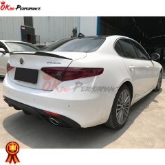 Quadrifoglio Style Dry Carbon Fiber Rear Trunk Wing Spoiler For Alfa Romeo Giulia 2016-2023