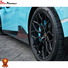Novitec Style Dry Carbon Fiber Side Skirt For Lamborghini Huracan EVO RWD 2019-2020