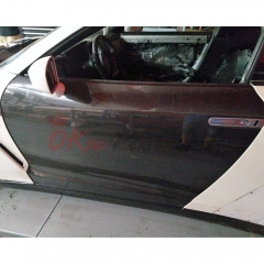 Dry Carbon Fiber Door For Nissan R35 GTR 2008-2019