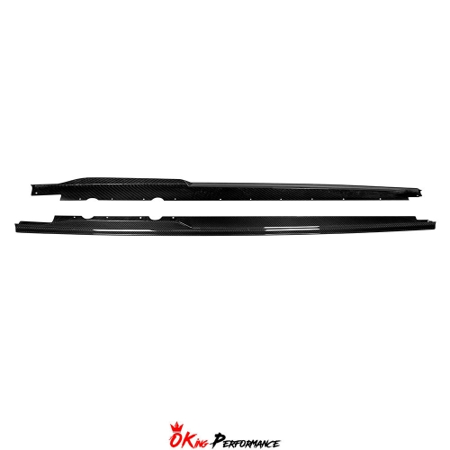 GT RWD Style Dry Carbon Fiber Side Skirt For Audi R8 2020-2024